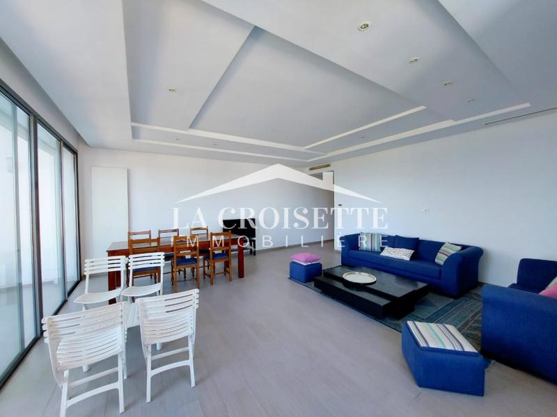 Appartement meublé S+3 vue sur mer avec terrasse à La Marsa